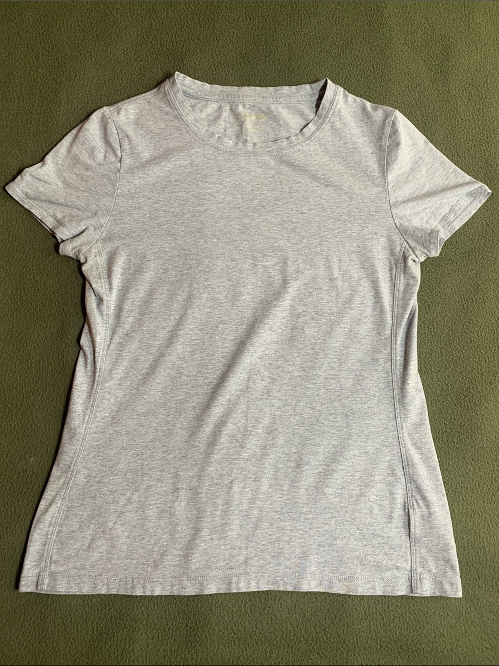 Calvin Klein Performance heather gray knit tee shirt. Size Medium